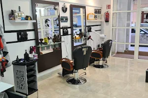 Barbería Karam - peluquería image