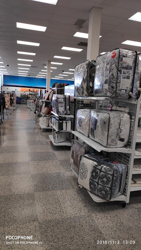 Clothing Store «Ross Dress for Less», reviews and photos, 3705 Tampa Rd, Oldsmar, FL 34677, USA