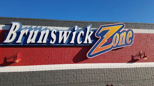 Bowling Alley «Brunswick Zone Lakeside Lanes», reviews and photos, 1254 Dougherty Ferry Rd, Valley Park, MO 63088, USA