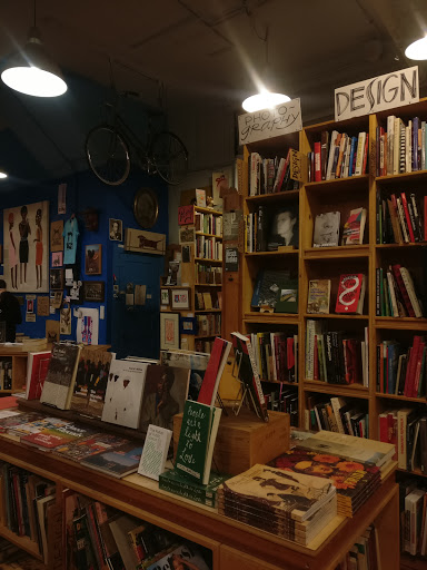 Book Store «Alley Cat Bookstore and Gallery», reviews and photos, 3036 24th St, San Francisco, CA 94110, USA