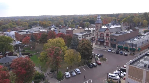 Tourist Attraction «Woodstock Square Historic District», reviews and photos, 205 W Todd Ave, Woodstock, IL 60098, USA