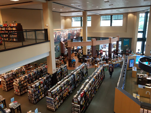 Book Store «Barnes & Noble», reviews and photos, 395 NJ-3, Clifton, NJ 07014, USA