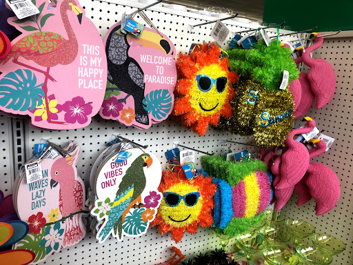 Dollar Store «Dollar Tree», reviews and photos, 5680 Central Florida Pkwy, Orlando, FL 32821, USA