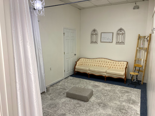 Bridal Shop «Bridal Boutique & Tux Shoppe», reviews and photos, 125 W Main St, Prattville, AL 36067, USA