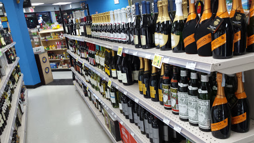 Liquor Store «QUICK PICK LIQUORS», reviews and photos, 635 N Midlothian Rd, Mundelein, IL 60060, USA