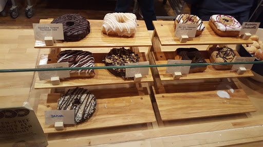 Donut Shop «Vincent Van Doughnut», reviews and photos, 40 N Central Ave, Clayton, MO 63105, USA