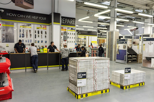 Reviews of Topps Tiles Raynes Park - SUPERSTORE in London - Hardware store