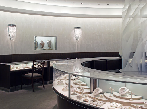 Jewelry Store «Borsheims Fine Jewelry», reviews and photos, 120 Regency Pkwy, Omaha, NE 68114, USA