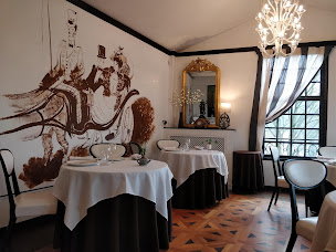 Photo n°4 de Restaurant La Belle Epoque Châteaufort à Châteaufort ()