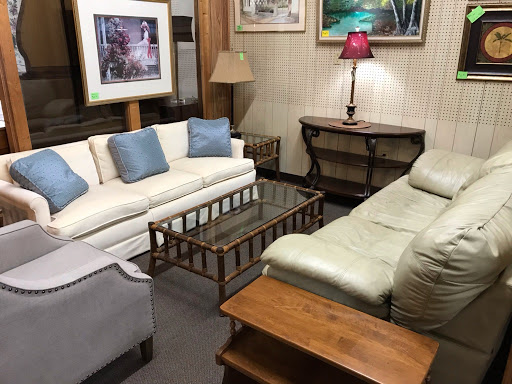 Used Furniture Store «Cobwebs Used Furniture», reviews and photos, 1008 Wappoo Rd, Charleston, SC 29407, USA
