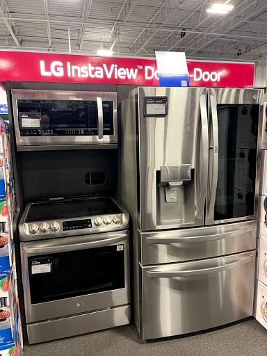 Electronics Store «Best Buy», reviews and photos, 1501 New Britain Ave, West Hartford, CT 06110, USA