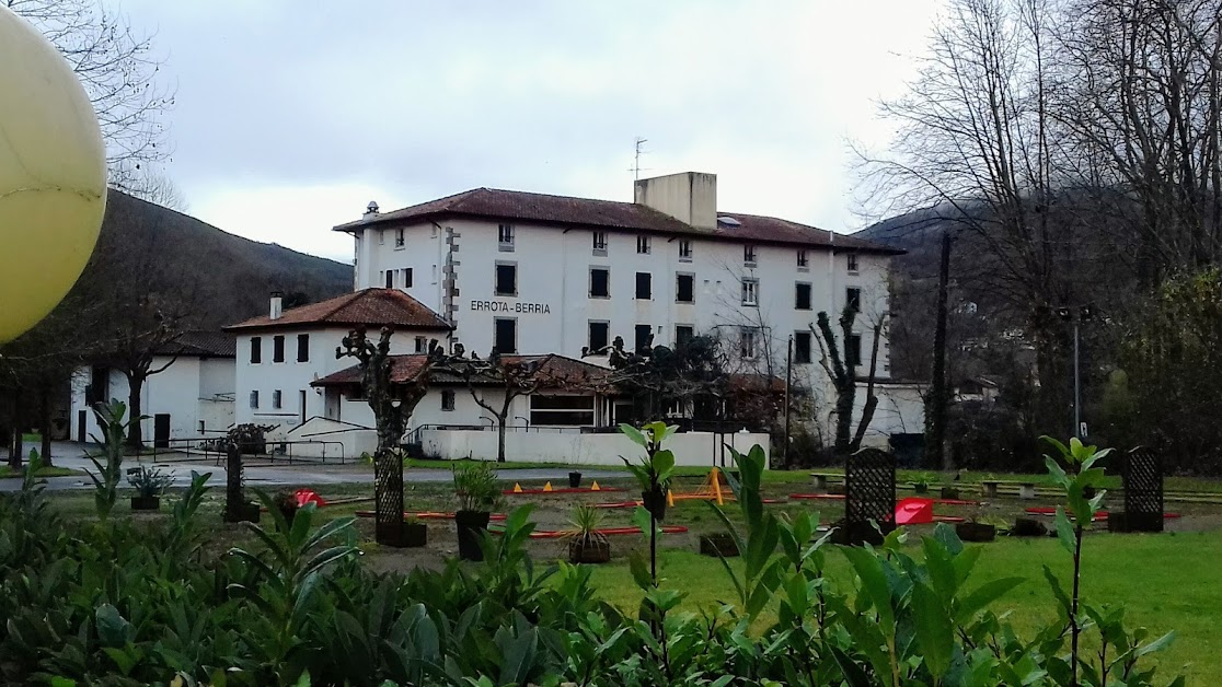 Centre Familial de Vacances CNM de la FNACA à Ascain (Pyrénées-Atlantiques 64)