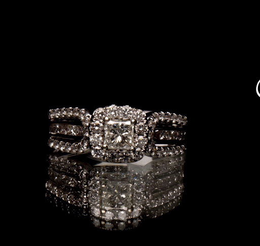 Jewelry Repair Service «E & E Jewelry Buyers», reviews and photos, 256 Smith St, Perth Amboy, NJ 08861, USA