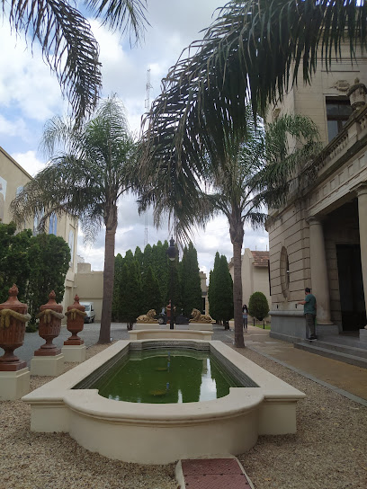 Jardines del Palacio Municipal