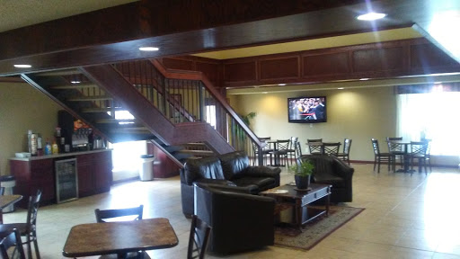 Restaurant «Whiskey Creek® Wood Fire Grill», reviews and photos, 407 2nd Ave, Kearney, NE 68847, USA