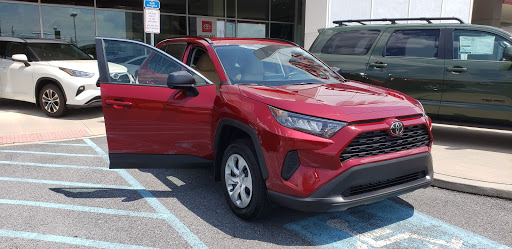 Toyota Dealer «Bennett Toyota», reviews and photos, 1951 Lehigh St, Allentown, PA 18103, USA