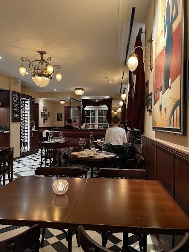 Kommentare und Rezensionen über Brasserie Café de Paris