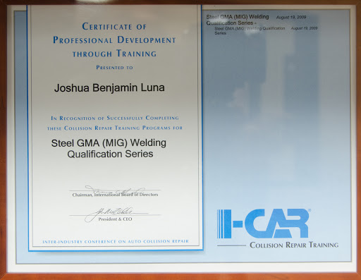 Auto Body Shop «TAJ Collision Center», reviews and photos, 60 NW Gilman Blvd, Issaquah, WA 98027, USA