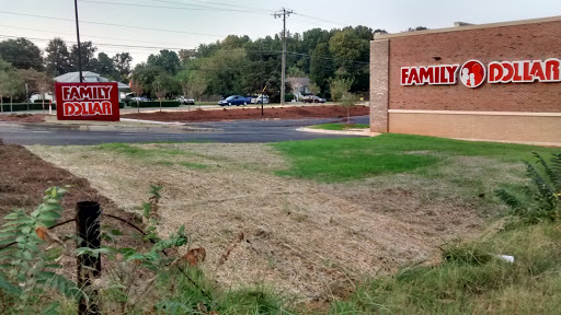 Dollar Store «FAMILY DOLLAR», reviews and photos, 2101 Randleman Rd, Greensboro, NC 27406, USA