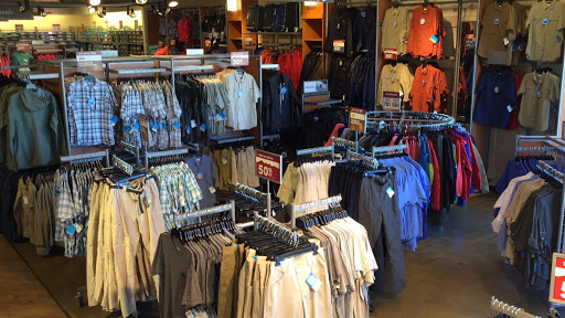 Sportswear Store «Columbia Sportswear Outlet Store at Outlets at Castle Rock», reviews and photos, 5050 Factory Shops Blvd #190, Castle Rock, CO 80108, USA