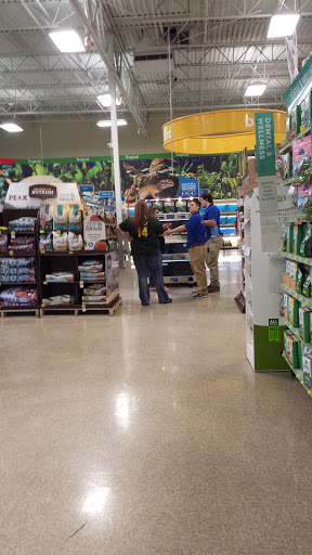 Pet Supply Store «PetSmart», reviews and photos, 4749 Valley View Blvd NW, Roanoke, VA 24012, USA