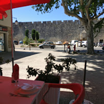 Atmosphère du Bar Restaurant L'Escale à Aigues-Mortes - n°4