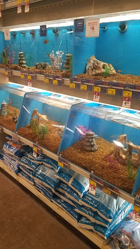 Pet Supply Store «PetSmart», reviews and photos, 3750 W Market St, Fairlawn, OH 44333, USA