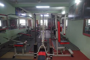 ARNOLD Gym-The fitness center image