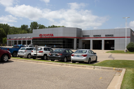 Burnsville Toyota Service & Parts, 14800 Burnhaven Dr, Burnsville, MN 55306, USA, 