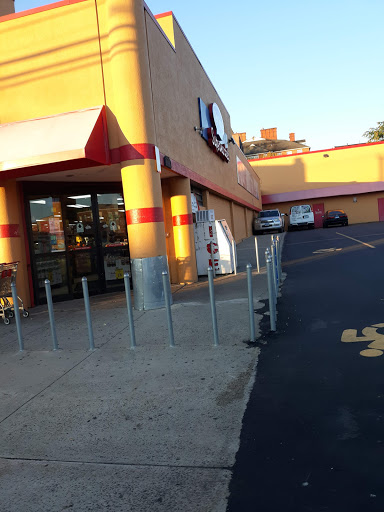 Grocery Store «Key Food», reviews and photos, 2251 Main St, Bridgeport, CT 06606, USA