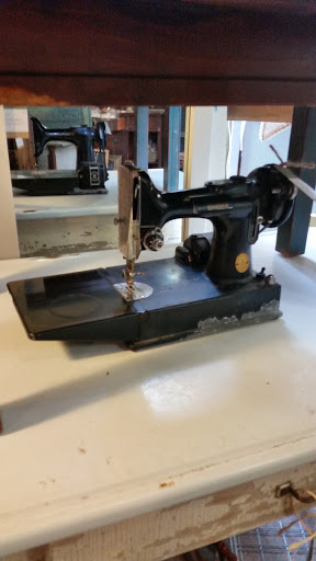 Used Car Dealer «Deals Unlimited Inc», reviews and photos, 8705 Portage Rd, Portage, MI 49002, USA