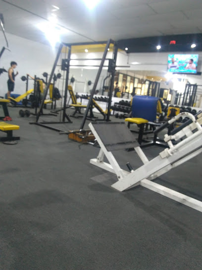 Bulldog Gym - Bv Pte. Umberto Arturo Illia 555, X5000ASS Córdoba, Argentina