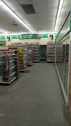 Dollar Store «Dollar Tree», reviews and photos, 294 N Broadway Ste 4, Salem, NH 03079, USA