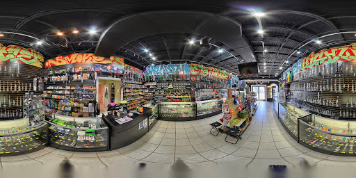 Vaporizer Store «High Life Smoke Shop», reviews and photos, 19501 W Catawba Ave, Cornelius, NC 28031, USA