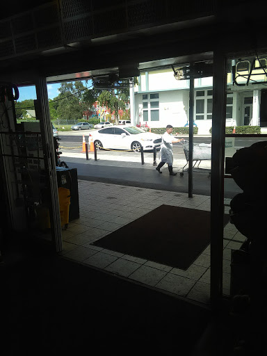 Grocery Store «Zubi Supermarket», reviews and photos, 5700 NW 2nd Ave, Miami, FL 33127, USA