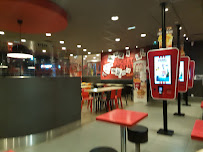 Atmosphère du Restaurant KFC Dole Choisey - n°7