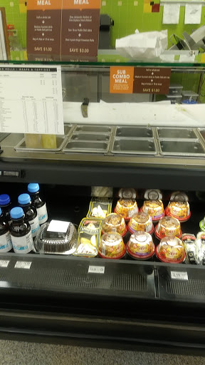 Supermarket «Publix Super Market at Creek Plantation Village», reviews and photos, 5928 Hixson Pike Ste 112, Hixson, TN 37343, USA