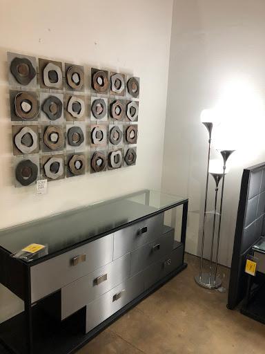 Furniture Store «Bova Contemporary Furniture Dallas», reviews and photos, 4490 Alpha Rd #300, Dallas, TX 75244, USA
