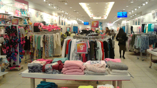 Shopping Mall «Smith Haven Mall», reviews and photos, 313 Smith Haven Mall, Lake Grove, NY 11755, USA