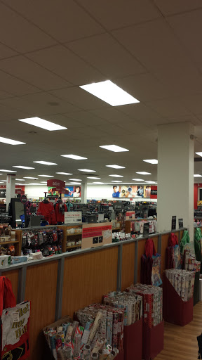 Shoe Store «DSW Designer Shoe Warehouse», reviews and photos, 11500 Burleigh St., Wauwatosa, WI 53222, USA