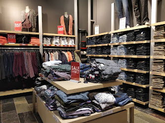 Jeans Centre ROOSENDAAL