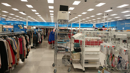 Clothing Store «Ross Dress for Less», reviews and photos, 1275 W Pearce Blvd, Wentzville, MO 63385, USA