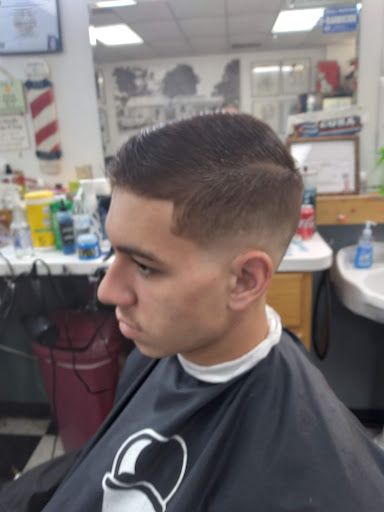 Barber Shop «Yates Barber Shop», reviews and photos, 7339 E Colonial Dr #11, Orlando, FL 32807, USA