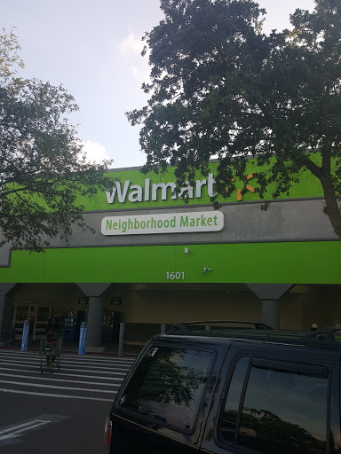 Supermarket «Walmart Neighborhood Market», reviews and photos, 1601 W Kennedy Blvd, Tampa, FL 33606, USA