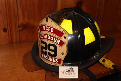 Tobacco Shop «Humidour Cigar Shoppe», reviews and photos, 2 Sherwood Rd, Cockeysville, MD 21030, USA