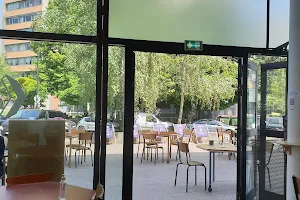 Café-restaurant de la MC93. image