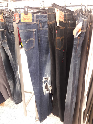Stores to buy women's jeans dungarees Honolulu