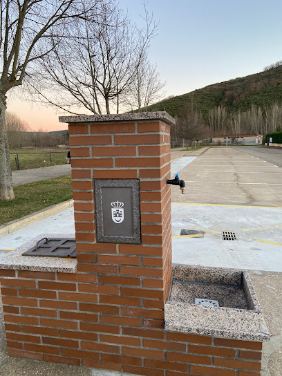 Área de Servicios Para Autocaravanas La Magdalena en La Magdalena, León