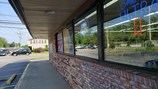 Liquor Store «St Andrews Liquors», reviews and photos, 7835 St Andrews Church Rd, Louisville, KY 40214, USA