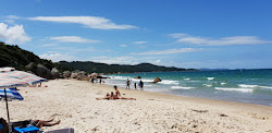 Praia das Cordas'in fotoğrafı geniş bir kıyı şeridi ile birlikte